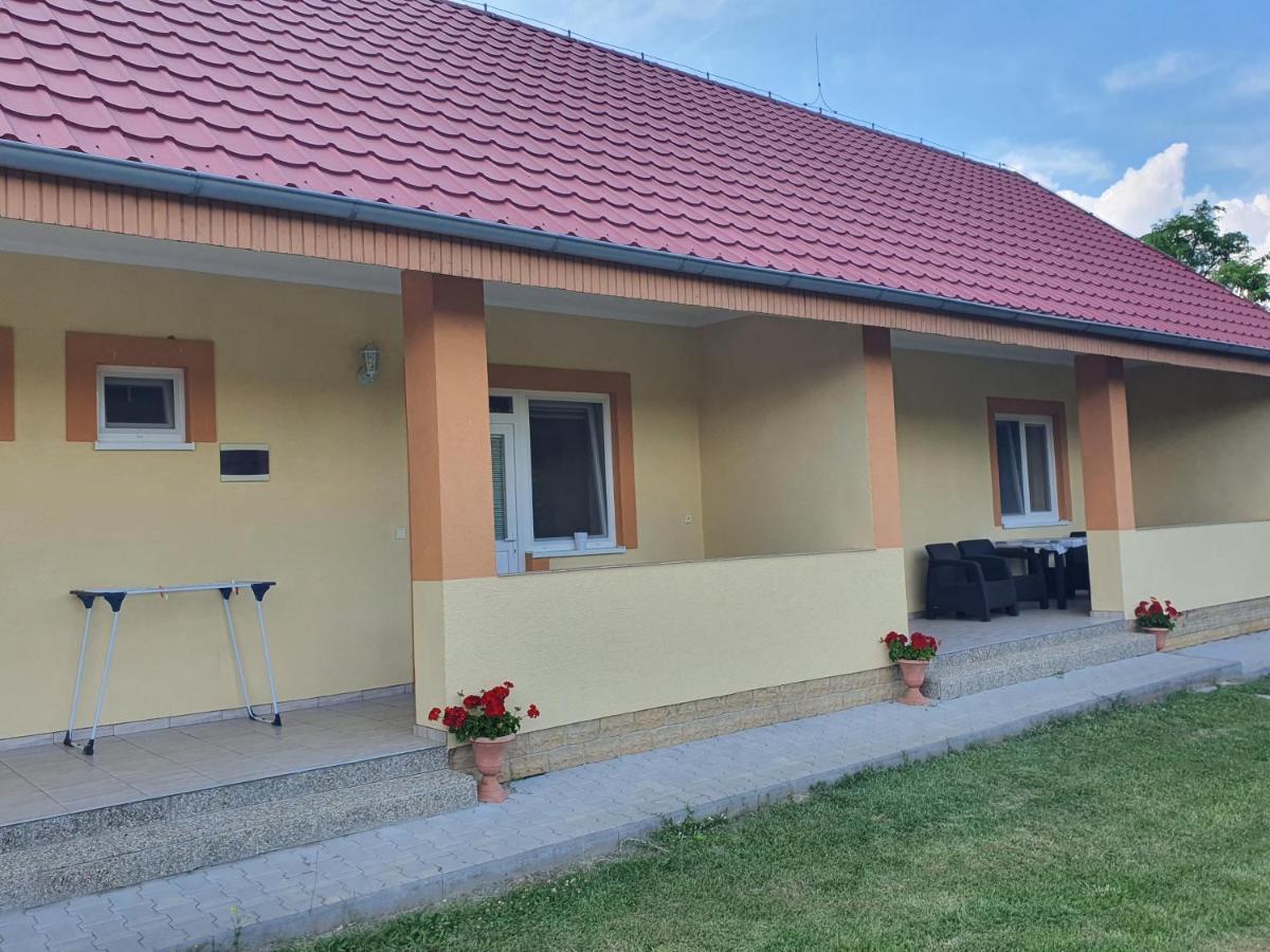 Ubytovanie Liska Radava Bagian luar foto
