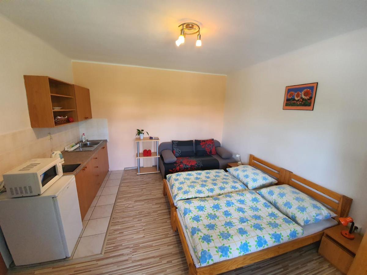 Ubytovanie Liska Radava Bagian luar foto