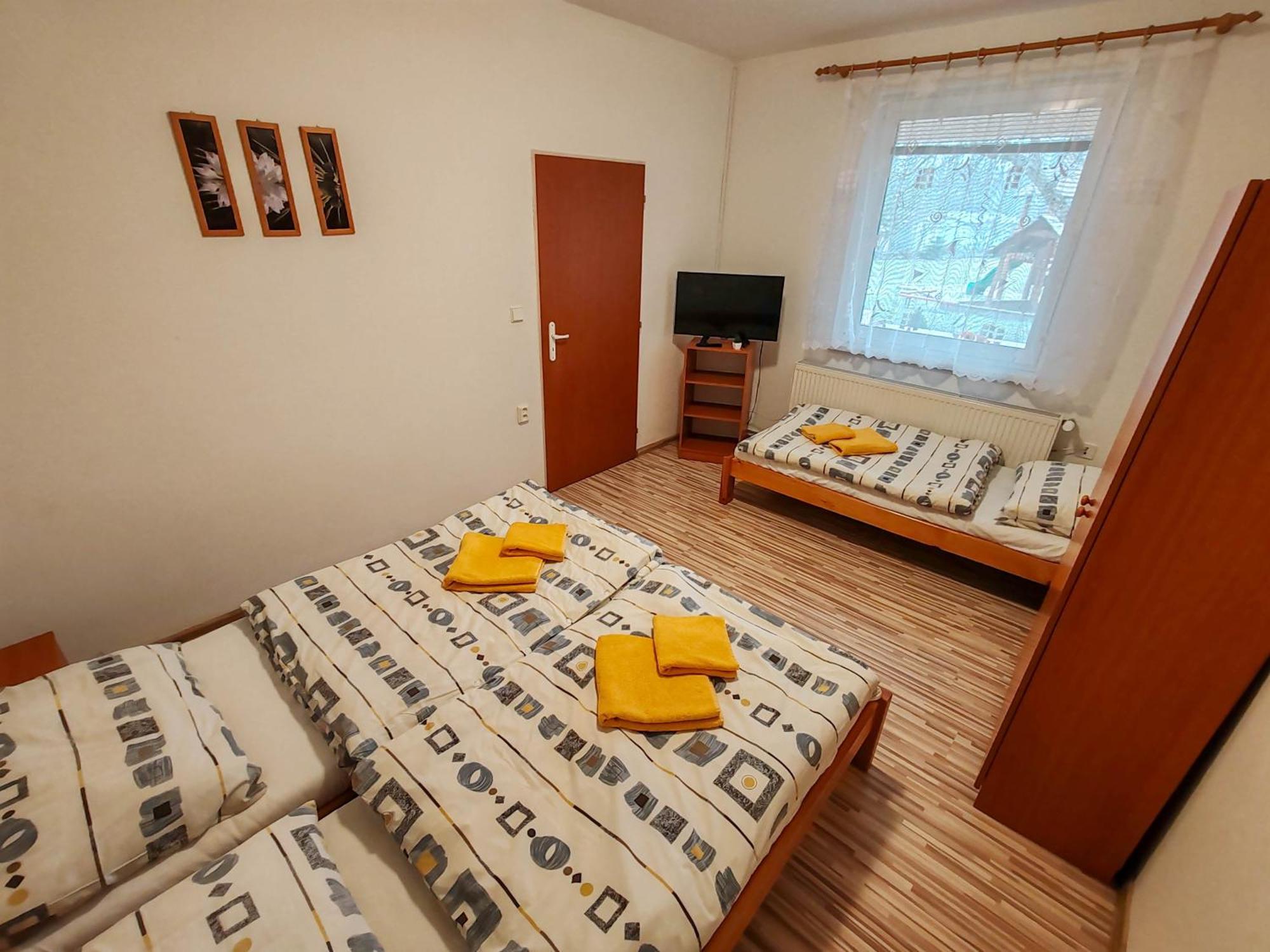 Ubytovanie Liska Radava Bagian luar foto