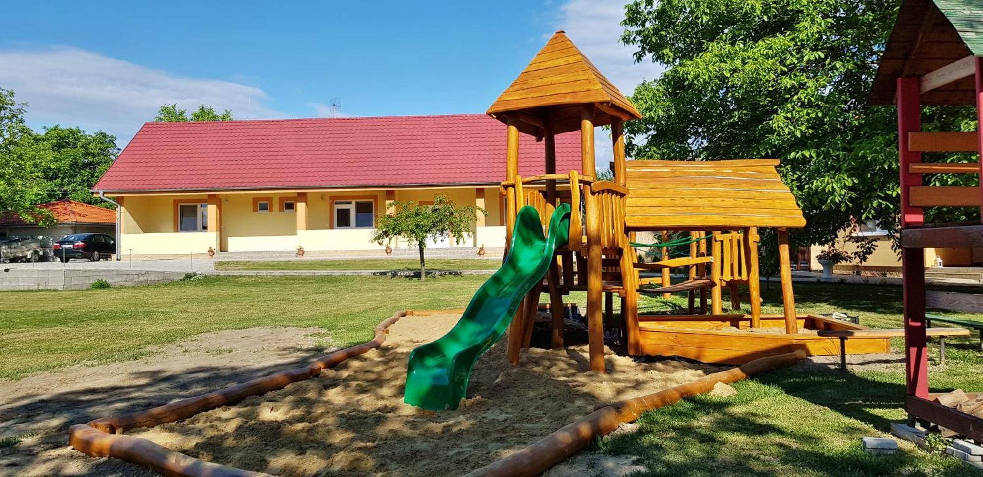 Ubytovanie Liska Radava Bagian luar foto